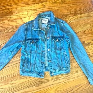 Very cute and lightweight denim jacket